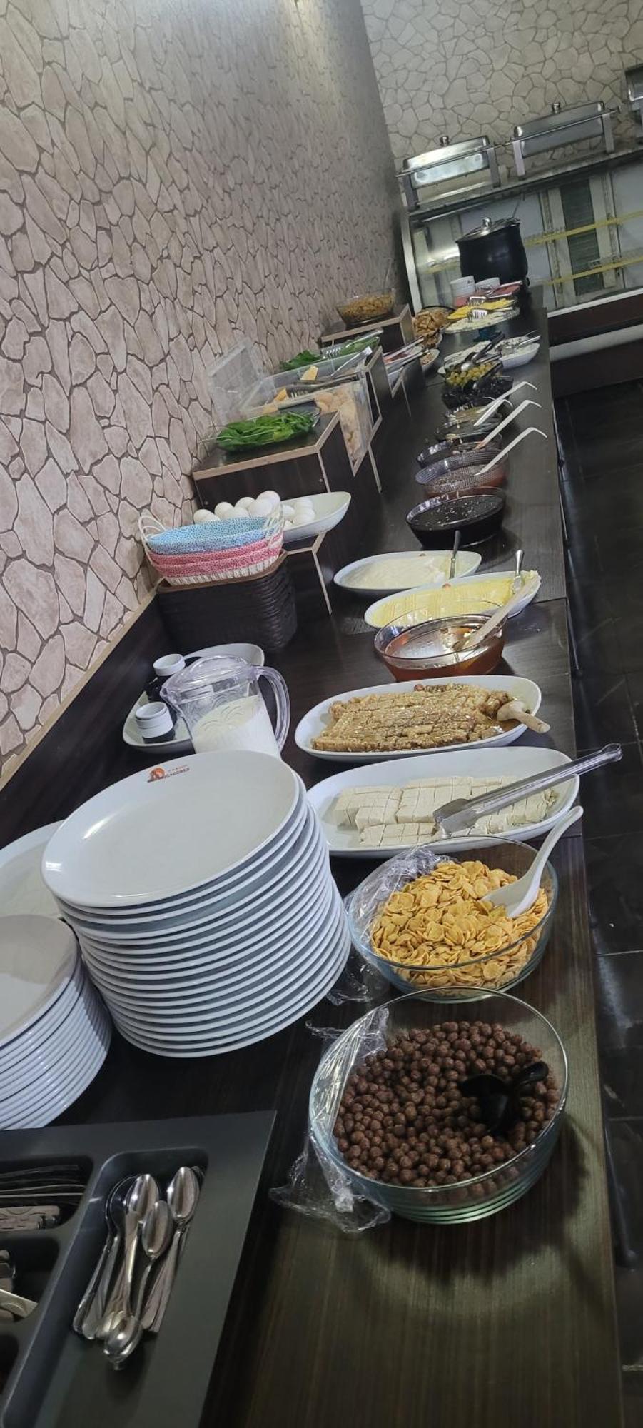 Guengoeren Hotel 카르스 외부 사진